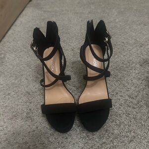 Moda Black Suede Crisscross Ankle Strap Heels